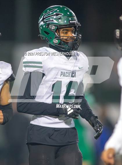 Thumbnail 1 in Pacifica vs Thousand Oaks (CIF SS Division 4 Semi-Final) photogallery.