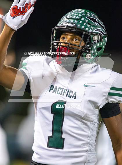 Thumbnail 3 in Pacifica vs Thousand Oaks (CIF SS Division 4 Semi-Final) photogallery.