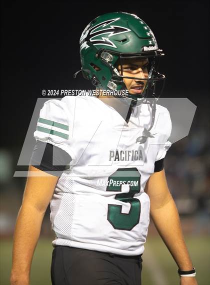 Thumbnail 2 in Pacifica vs Thousand Oaks (CIF SS Division 4 Semi-Final) photogallery.