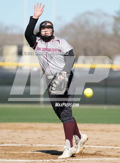 Thumbnail 2 in A&M Consolidated vs. Mexia (NFCA Leadoff Classic) photogallery.
