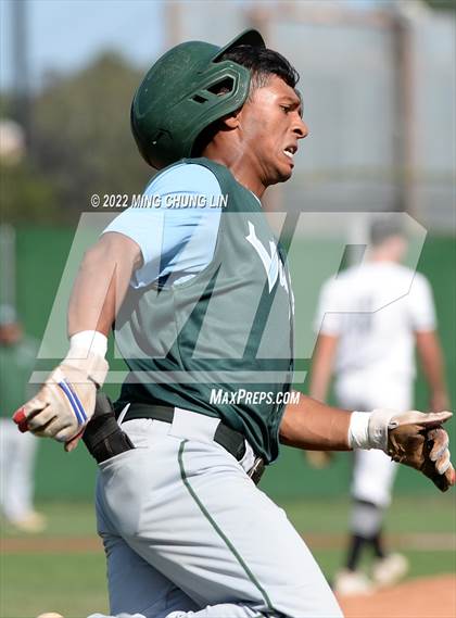 Thumbnail 2 in Irvine @ Laguna Hills photogallery.