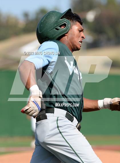 Thumbnail 1 in Irvine @ Laguna Hills photogallery.