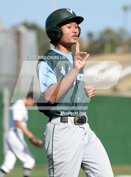 Thumbnail 1 in Irvine @ Laguna Hills photogallery.