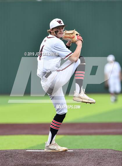 Thumbnail 2 in Madison vs Churchill photogallery.