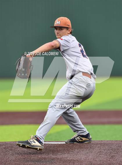Thumbnail 1 in Madison vs Churchill photogallery.