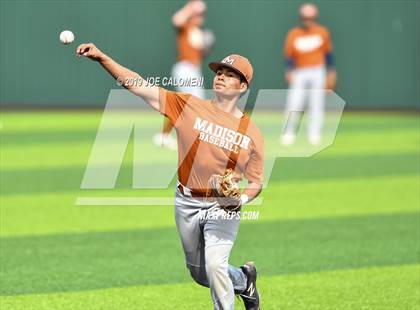 Thumbnail 2 in Madison vs Churchill photogallery.