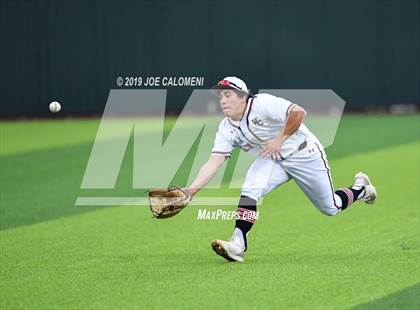 Thumbnail 2 in Madison vs Churchill photogallery.