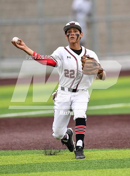 Thumbnail 1 in Madison vs Churchill photogallery.