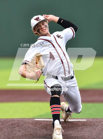 Thumbnail 1 in Madison vs Churchill photogallery.