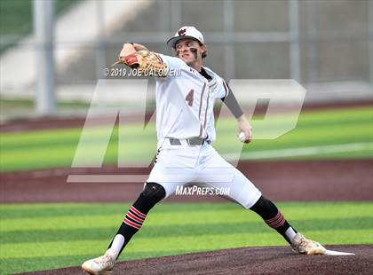 Thumbnail 1 in Madison vs Churchill photogallery.