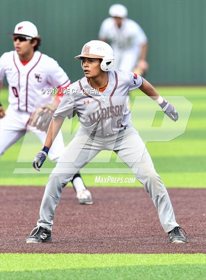 Thumbnail 1 in Madison vs Churchill photogallery.