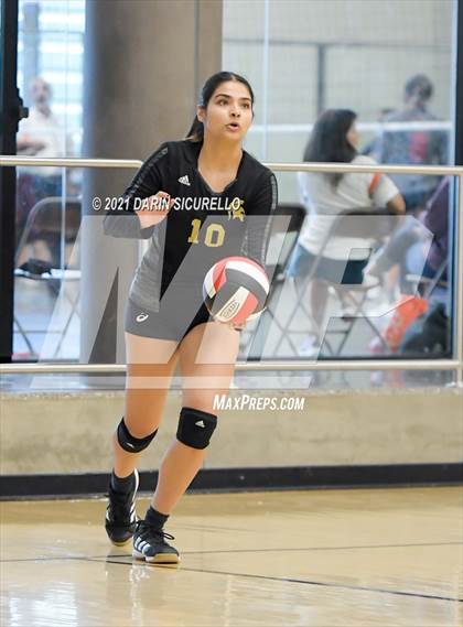 Thumbnail 1 in Tonopah Valley vs Vista Grande (EPIC Tournament Chandler Prep Invite) photogallery.