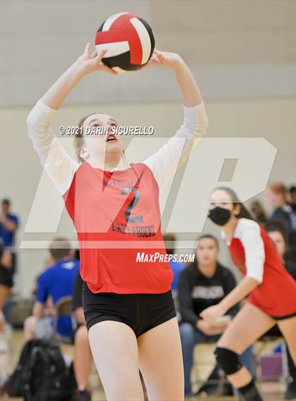 Thumbnail 1 in Tonopah Valley vs Vista Grande (EPIC Tournament Chandler Prep Invite) photogallery.