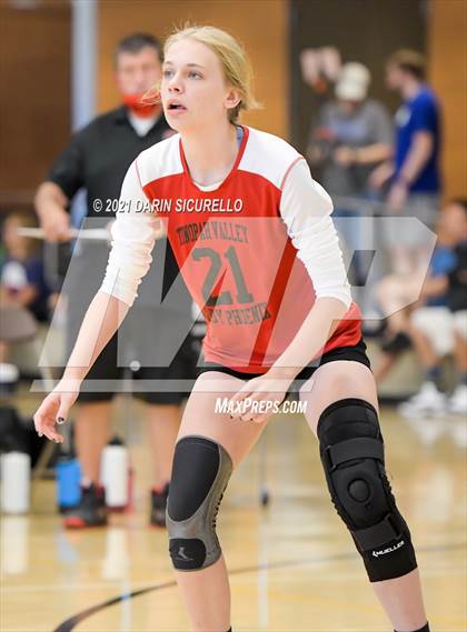 Thumbnail 1 in Tonopah Valley vs Vista Grande (EPIC Tournament Chandler Prep Invite) photogallery.