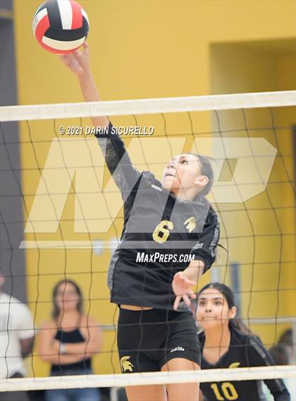 Thumbnail 2 in Tonopah Valley vs Vista Grande (EPIC Tournament Chandler Prep Invite) photogallery.