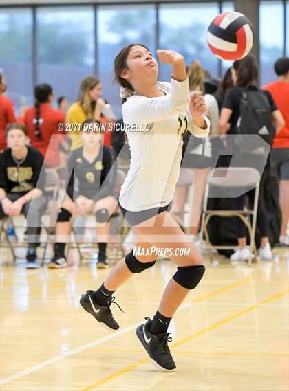 Thumbnail 1 in Tonopah Valley vs Vista Grande (EPIC Tournament Chandler Prep Invite) photogallery.