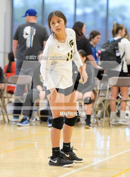 Thumbnail 3 in Tonopah Valley vs Vista Grande (EPIC Tournament Chandler Prep Invite) photogallery.