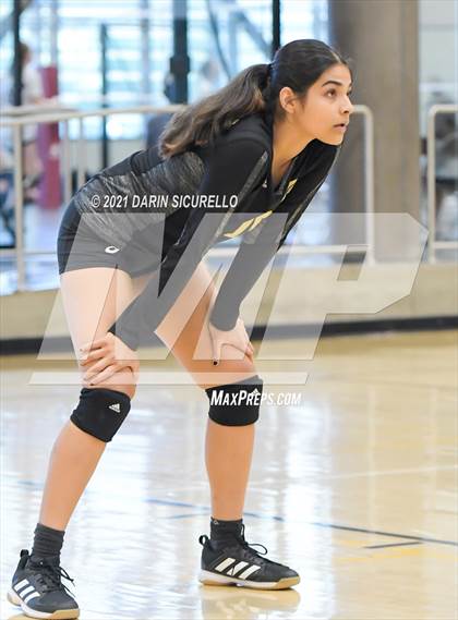 Thumbnail 1 in Tonopah Valley vs Vista Grande (EPIC Tournament Chandler Prep Invite) photogallery.