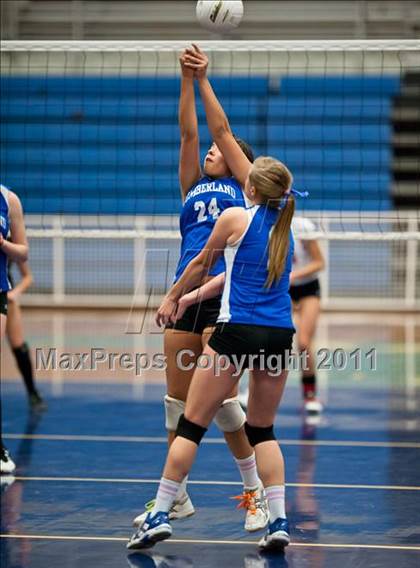 Thumbnail 2 in Exeter-West Greenwich vs. Cumberland (RIIL D2 Final) photogallery.