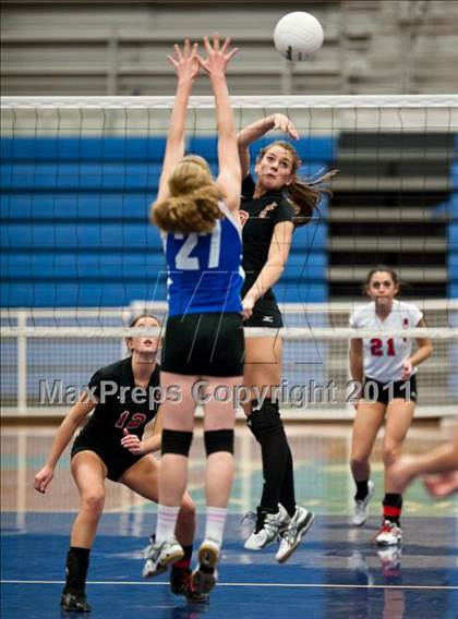 Thumbnail 1 in Exeter-West Greenwich vs. Cumberland (RIIL D2 Final) photogallery.