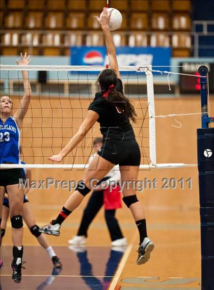 Thumbnail 2 in Exeter-West Greenwich vs. Cumberland (RIIL D2 Final) photogallery.