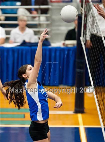 Thumbnail 3 in Exeter-West Greenwich vs. Cumberland (RIIL D2 Final) photogallery.
