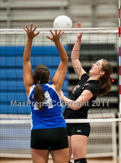 Thumbnail 3 in Exeter-West Greenwich vs. Cumberland (RIIL D2 Final) photogallery.