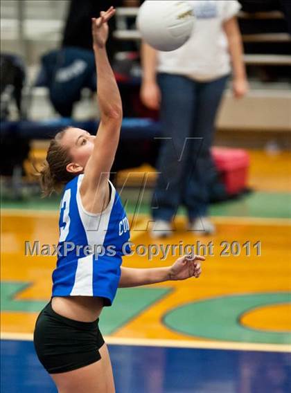 Thumbnail 2 in Exeter-West Greenwich vs. Cumberland (RIIL D2 Final) photogallery.