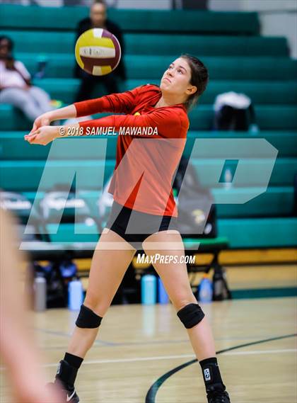 Thumbnail 1 in El Camino Real vs Mammoth (CIF State D5 Regional Semifinal) photogallery.