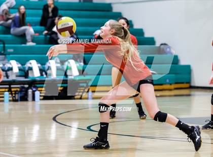 Thumbnail 2 in El Camino Real vs Mammoth (CIF State D5 Regional Semifinal) photogallery.