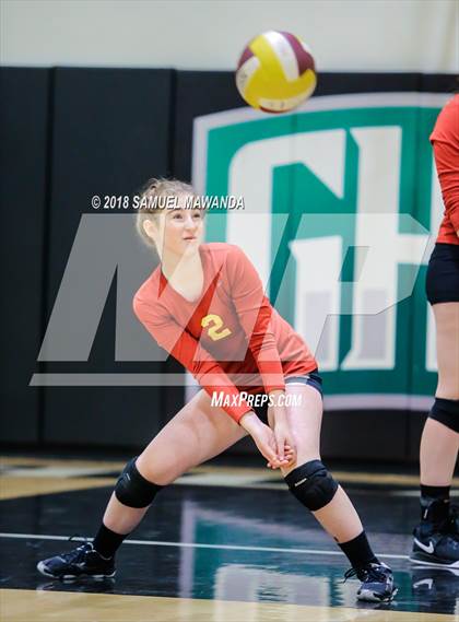 Thumbnail 3 in El Camino Real vs Mammoth (CIF State D5 Regional Semifinal) photogallery.