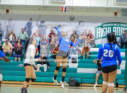 Thumbnail 3 in El Camino Real vs Mammoth (CIF State D5 Regional Semifinal) photogallery.