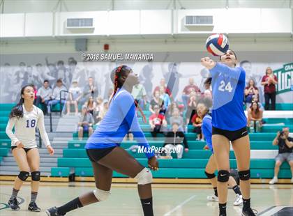 Thumbnail 1 in El Camino Real vs Mammoth (CIF State D5 Regional Semifinal) photogallery.
