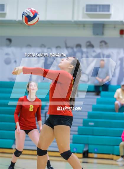 Thumbnail 3 in El Camino Real vs Mammoth (CIF State D5 Regional Semifinal) photogallery.