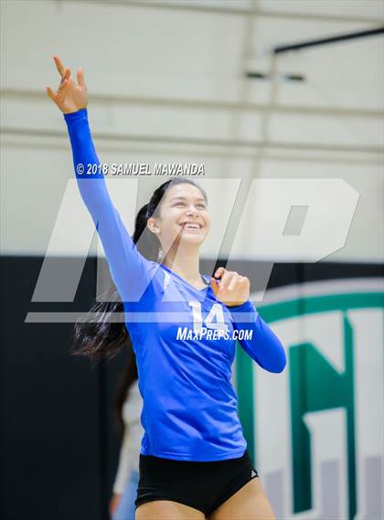 Thumbnail 1 in El Camino Real vs Mammoth (CIF State D5 Regional Semifinal) photogallery.