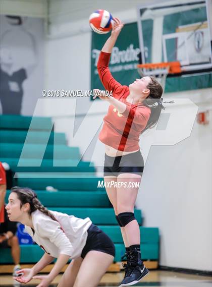 Thumbnail 1 in El Camino Real vs Mammoth (CIF State D5 Regional Semifinal) photogallery.