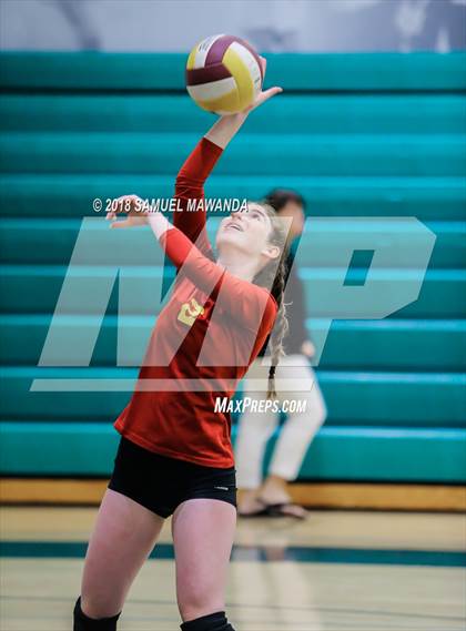 Thumbnail 1 in El Camino Real vs Mammoth (CIF State D5 Regional Semifinal) photogallery.