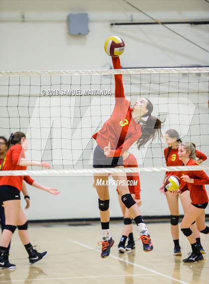 Thumbnail 1 in El Camino Real vs Mammoth (CIF State D5 Regional Semifinal) photogallery.
