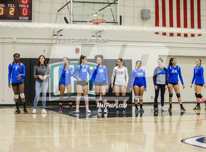 Thumbnail 1 in El Camino Real vs Mammoth (CIF State D5 Regional Semifinal) photogallery.