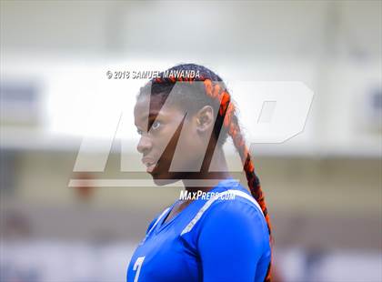 Thumbnail 3 in El Camino Real vs Mammoth (CIF State D5 Regional Semifinal) photogallery.