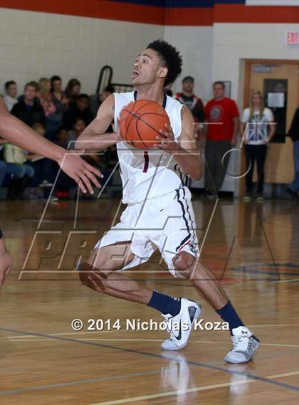 Thumbnail 1 in Maranatha vs. Constitution (Tarkanian Classic) photogallery.