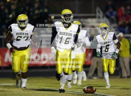Thumbnail 3 in Independence vs Hillsboro (TSSAA Class 5A Division 1 2nd Round) photogallery.