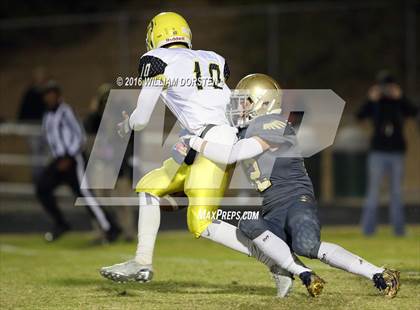 Thumbnail 2 in Independence vs Hillsboro (TSSAA Class 5A Division 1 2nd Round) photogallery.