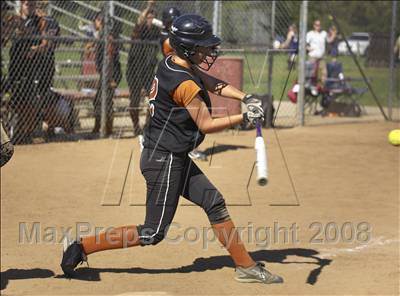 Thumbnail 2 in Central (Fresno) vs. Bella Vista (Folsom Bulldog Classic) photogallery.