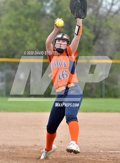 Thumbnail 1 in Lincoln vs. Cosumnes Oaks (Pre-Season T.O.C.) photogallery.