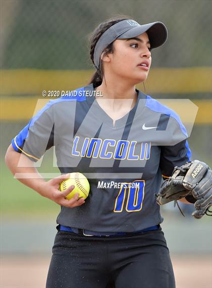 Thumbnail 3 in Lincoln vs. Cosumnes Oaks (Pre-Season T.O.C.) photogallery.
