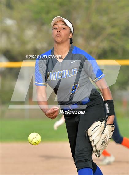 Thumbnail 2 in Lincoln vs. Cosumnes Oaks (Pre-Season T.O.C.) photogallery.