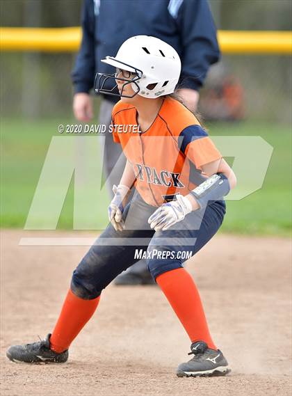 Thumbnail 2 in Lincoln vs. Cosumnes Oaks (Pre-Season T.O.C.) photogallery.