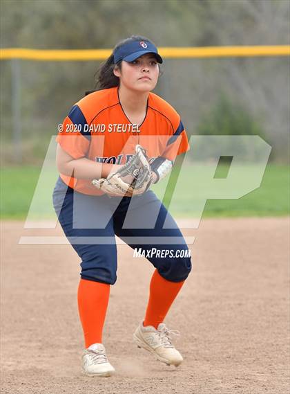 Thumbnail 3 in Lincoln vs. Cosumnes Oaks (Pre-Season T.O.C.) photogallery.