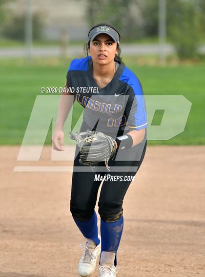 Thumbnail 3 in Lincoln vs. Cosumnes Oaks (Pre-Season T.O.C.) photogallery.